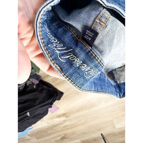 Universal Thread High Rise Midi Shorts 4 Womens 27 Raw Hem Festival - Picture 10 of 11